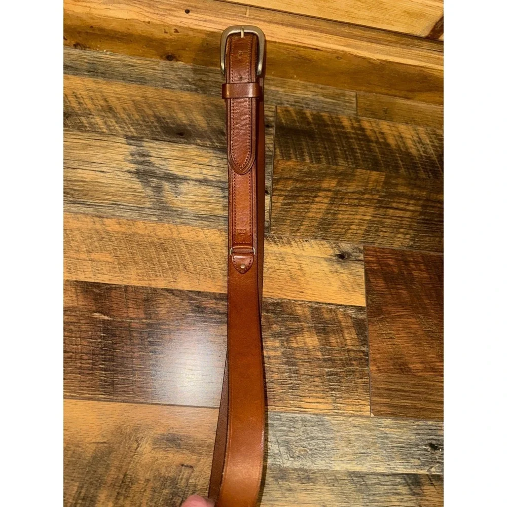 LAUREN Ralph Lauren Leather Belt Featuring A Stirrup-Inspired Design Size 42‎